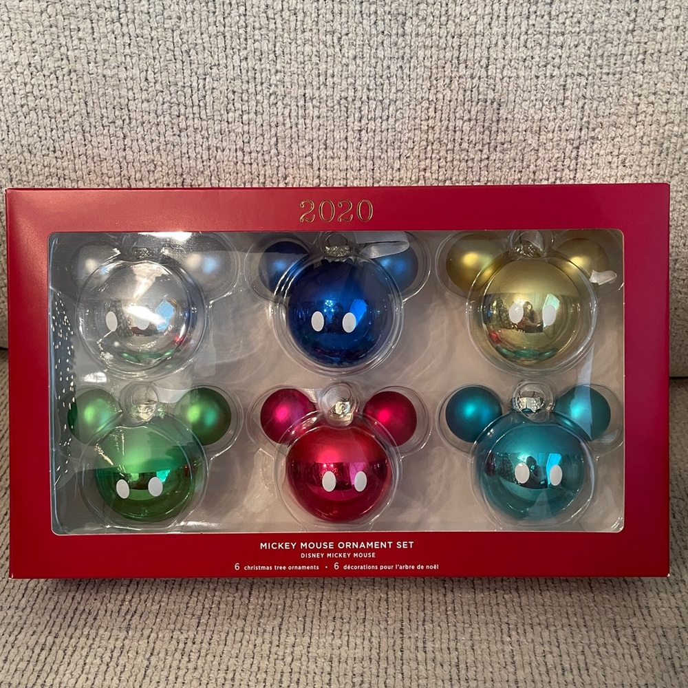 Disney Ornament Set